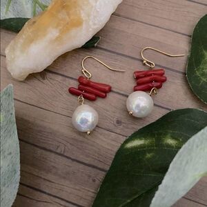 Natural Baroque Freshwater Pearl Agate Earrings